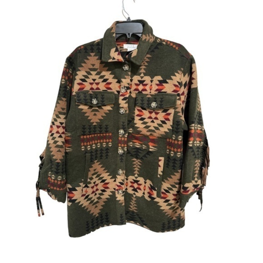 L.I.F.E western Aztec fringe shirt jacket size medium